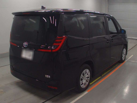 2024 Toyota Noah ZWR90W[1]