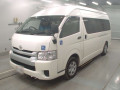 2016 Toyota Hiace Commuter