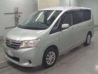 2012 Nissan Serena