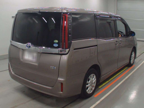 2021 Toyota Noah ZWR80G[1]