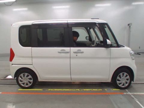 2019 Daihatsu Tanto LA600S[2]