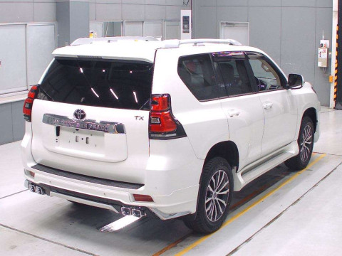 2020 Toyota Land Cruiser Prado TRJ150W[1]