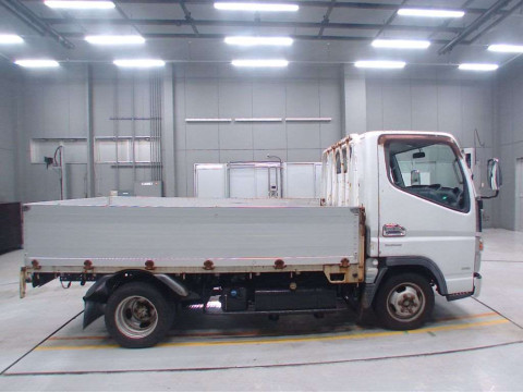 2013 Mitsubishi Fuso Canter FBA00[2]