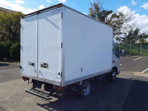 2006 Toyota Dyna Truck KDY280[1]