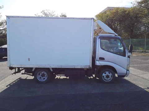 2006 Toyota Dyna Truck KDY280[2]