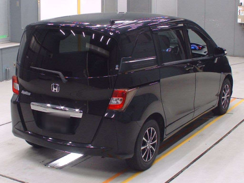 2012 Honda Freed Spike GB3[1]