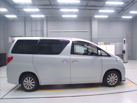 2011 Toyota Alphard ANH25W[2]