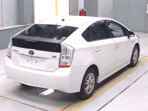 2011 Toyota Prius ZVW30[1]