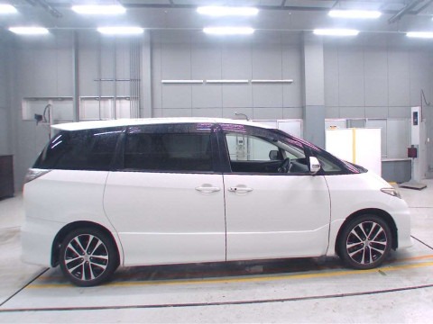 2012 Toyota Estima ACR50W[2]