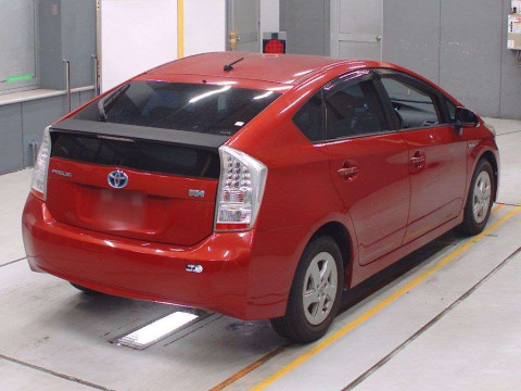 2010 Toyota Prius ZVW30[1]