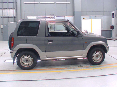 2000 Mitsubishi Pajero Mini H58A[2]