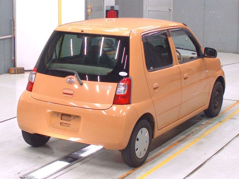 2009 Daihatsu Esse L235S[1]