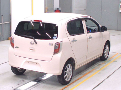 2012 Daihatsu Mira es LA300S[1]