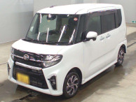 2022 Daihatsu Tanto Custom