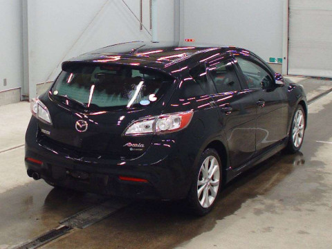 2010 Mazda Axela Sport BLEFW[1]