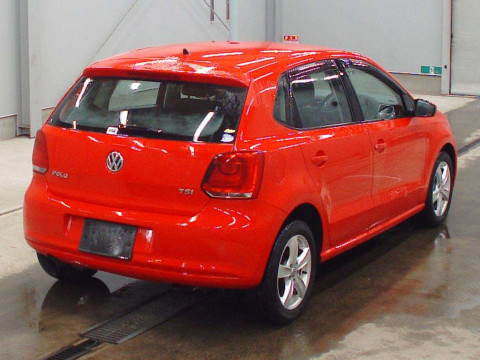 2011 Volkswagen Polo 6RCBZ[1]