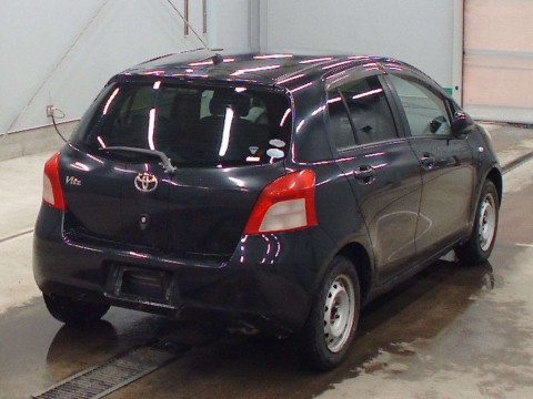 2007 Toyota Vitz KSP90[1]