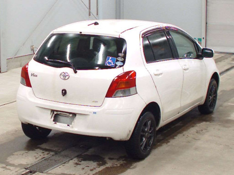 2009 Toyota Vitz NCP95[1]