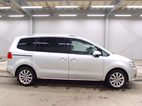 2011 Volkswagen Sharan 7NCAV[2]