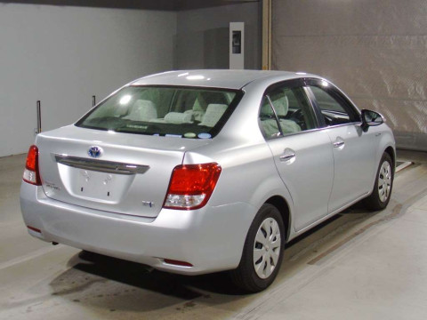 2013 Toyota Corolla Axio NKE165[1]