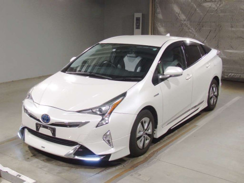 2016 Toyota Prius ZVW51[0]