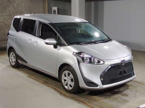 2022 Toyota Sienta NSP170G[2]