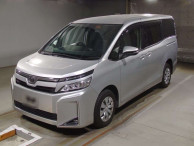 2019 Toyota Voxy