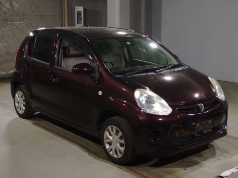 2015 Toyota Passo KGC30[2]