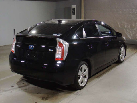 2012 Toyota Prius ZVW30[1]