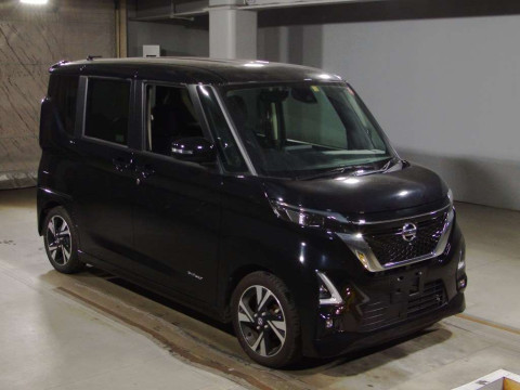 2022 Nissan Roox B44A[2]