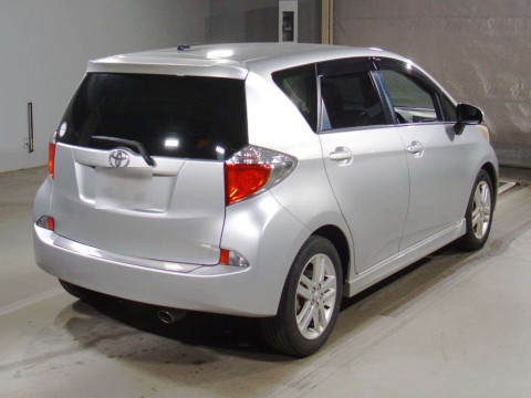 2011 Toyota Ractis NCP120[1]