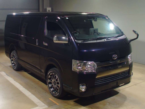 2018 Toyota Regiusace Van GDH201V[2]