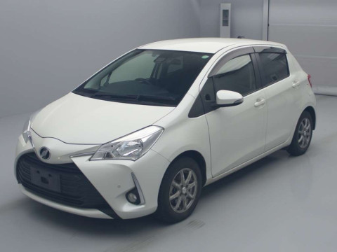 2018 Toyota Vitz NSP130[0]