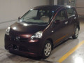 2011 Daihatsu Mira es