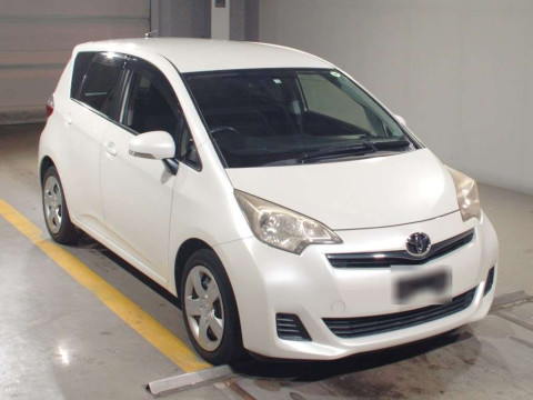 2012 Toyota Ractis NCP120[2]