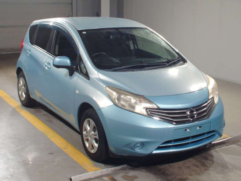 2013 Nissan Note E12[2]