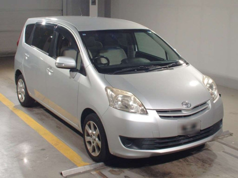 2009 Toyota Passo sette M502E[2]