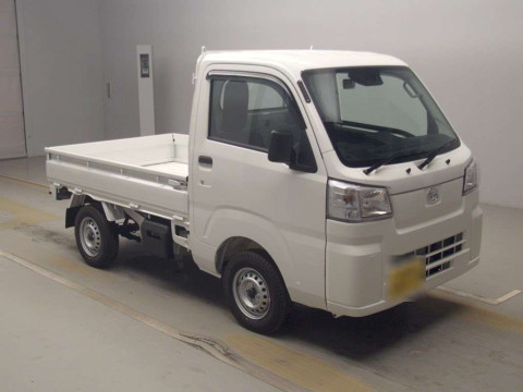 2024 Daihatsu Hijet Truck S500P[2]