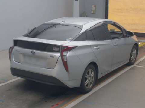 2015 Toyota Prius ZVW50[1]