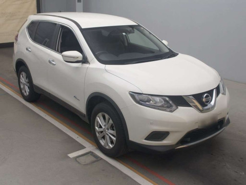 2016 Nissan X-Trail HT32[2]