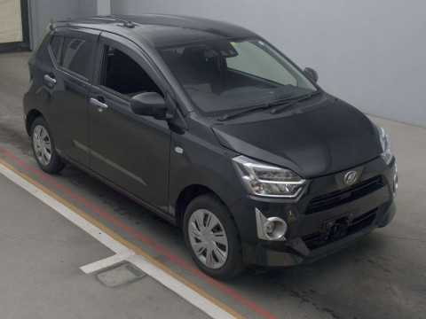 2021 Daihatsu Mira es LA360S[2]