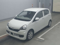 2016 Daihatsu Mira es