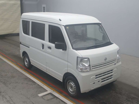 2023 Nissan NV100 Clipper DR17V[2]