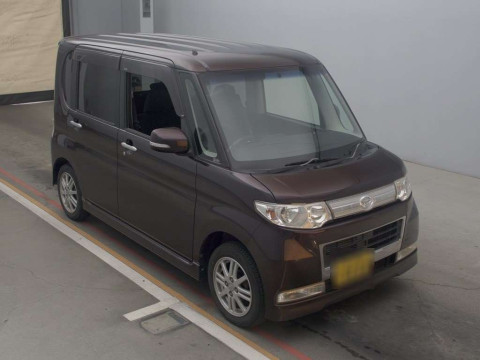 2010 Daihatsu Tanto Custom L375S[2]