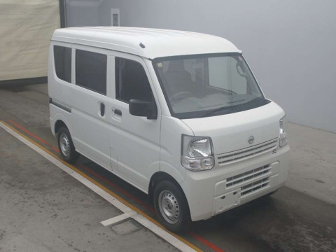 2023 Nissan NV100 Clipper DR17V[2]