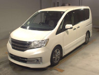 2012 Nissan Serena