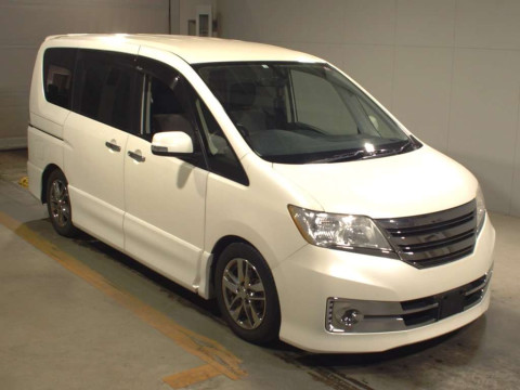 2012 Nissan Serena C26[2]