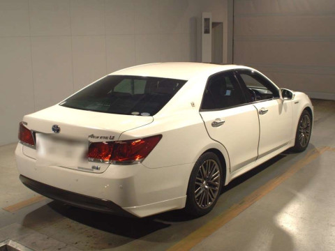 2015 Toyota Crown Hybrid AWS210[1]