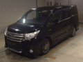 2016 Toyota Noah