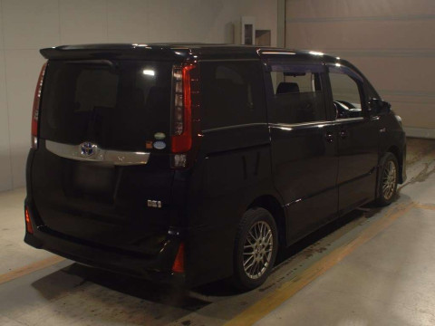 2016 Toyota Noah ZWR80W[1]